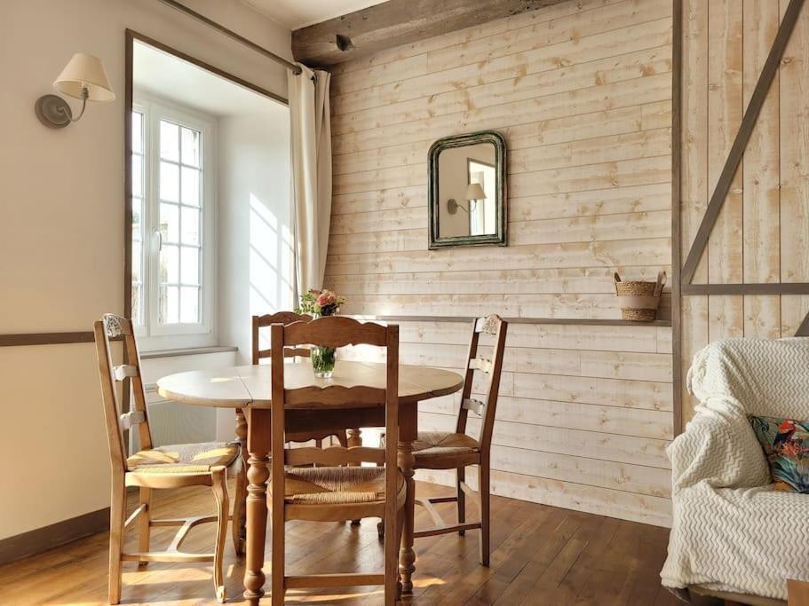 Maison Au Calme A 2 Pas Du Port Канкаль Экстерьер фото